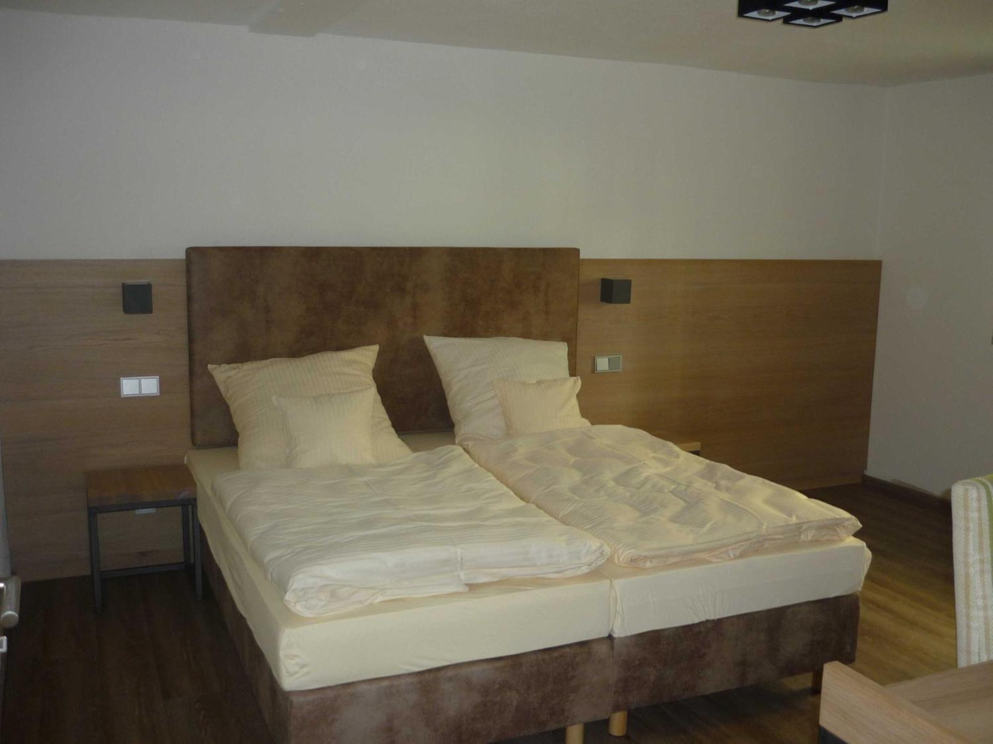 Ferienwohnungen Beim Hotel Zur Post, Erlau Erlau  외부 사진